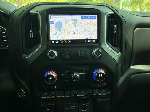 Used 2019 GMC Sierra 1500 Denali w/ Denali Ultimate Package AWD/4WD image 15