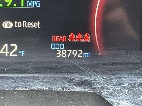 Used 2024 Toyota RAV4 LE image 23