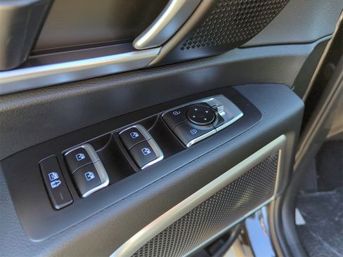 New 2025 Kia Telluride S image 20