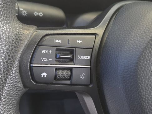 Certified 2023 Honda CR-V EX image 32