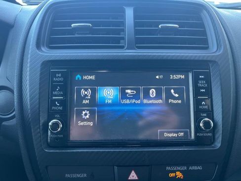 Used 2022 Mitsubishi Outlander Sport SE image 17