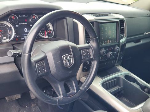 Used 2017 RAM 1500 Big Horn AWD/4WD image 2