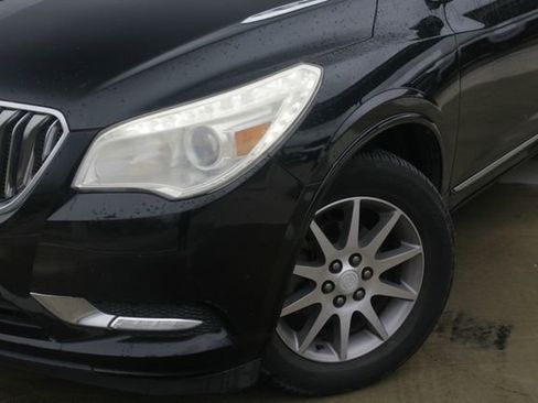 Used 2016 Buick Enclave Leather image 3