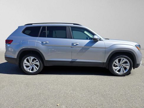 Used 2021 Volkswagen Atlas SE w/ Panoramic Sunroof Package AWD/4WD image 2