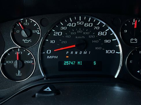 Used 2024 Chevrolet Express 3500 LT w/ LT Preferred Equipment Group image 33