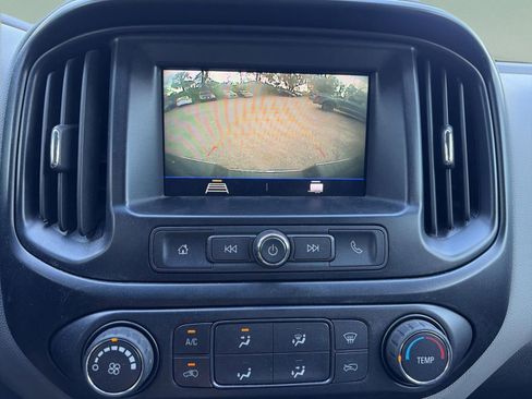 Used 2021 Chevrolet Colorado W/T w/ WT Convenience Package image 22