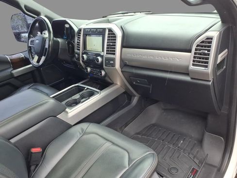Used 2017 Ford F450 Platinum w/ Platinum Ultimate Package AWD/4WD image 12