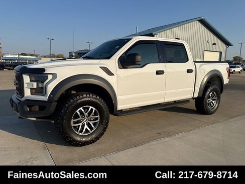 Used 2017 Ford F150 Raptor image 4