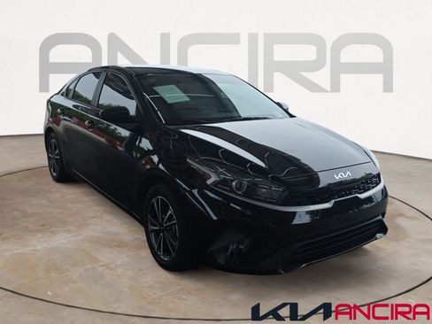 Certified 2023 Kia Forte LXS FWD image 1