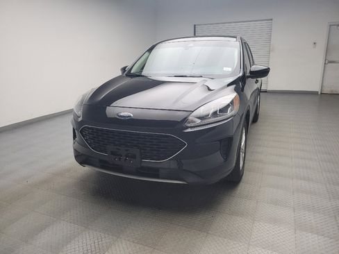 Used 2020 Ford Escape SE FWD image 15