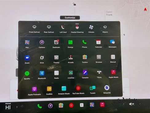 Used 2022 Tesla Model Y Long Range image 16