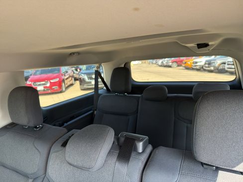 Used 2025 Ford Expedition Max Active AWD/4WD image 11