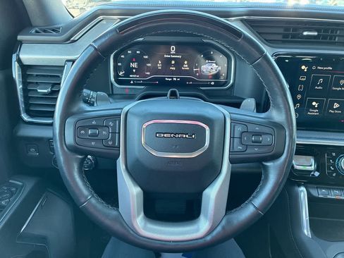 Used 2023 GMC Sierra 1500 Denali w/ Technology Package image 11