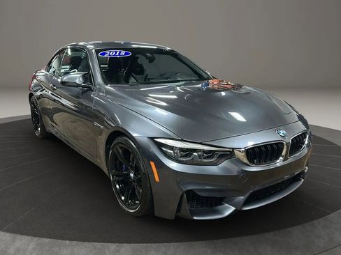 Used 2018 BMW M4 Convertible image 15