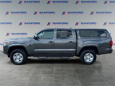 Used 2021 Toyota Tacoma SR image 2