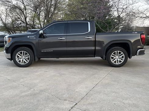 Used 2021 GMC Sierra 1500 SLT image 3