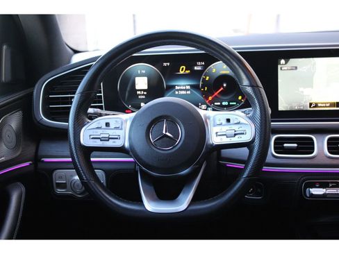 Used 2022 Mercedes-Benz GLS 450 4MATIC image 15