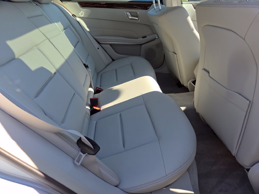 Used 2014 Mercedes-Benz E 350 Sedan image 32