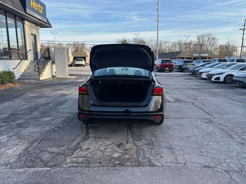 Used 2025 Nissan Altima 2.5 SV image 30