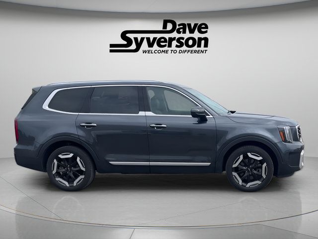 Used 2024 Kia Telluride S w/ S Sunroof Package AWD/4WD image 6