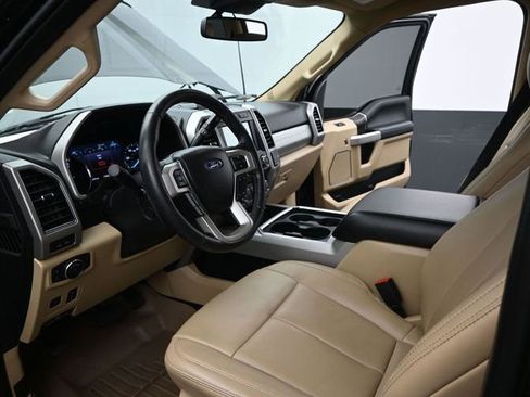 Used 2020 Ford F250 Lariat w/ Lariat Ultimate Package image 5