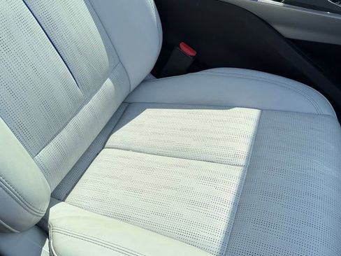 Used 2024 Cadillac Lyriq Luxury AWD/4WD image 22