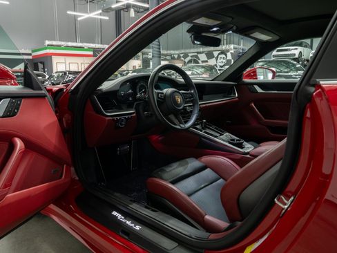 Used 2022 Porsche 911 Turbo S AWD/4WD image 33