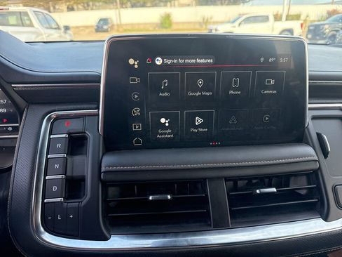 Used 2024 GMC Yukon XL AT4 image 16