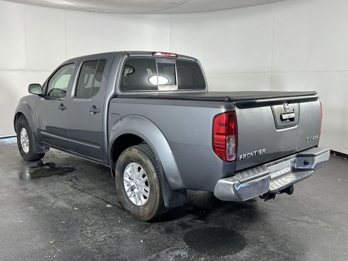 Used 2019 Nissan Frontier SV image 9