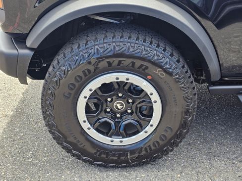 New 2025 Ford Bronco Badlands AWD/4WD image 10
