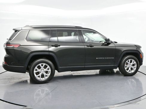 Used 2023 Jeep Grand Cherokee L Limited AWD/4WD image 8