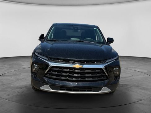 Used 2025 Chevrolet Blazer LT AWD/4WD image 3