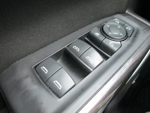 Certified 2021 Chevrolet Silverado 1500 LTZ image 27