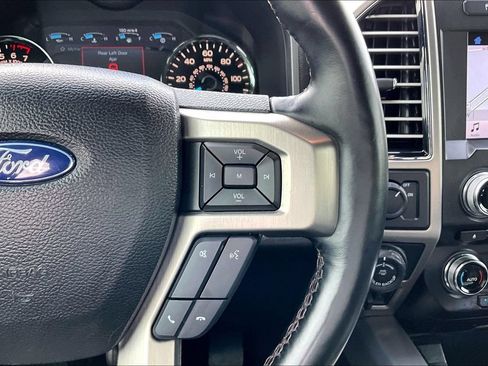 Used 2018 Ford F150 Platinum w/ Equipment Group 701A Luxury RWD image 11