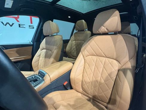 Used 2026 BMW X7 xDrive40i w/ M Sport Package AWD/4WD image 18