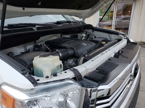 Used 2016 Toyota Tundra SR5 image 40