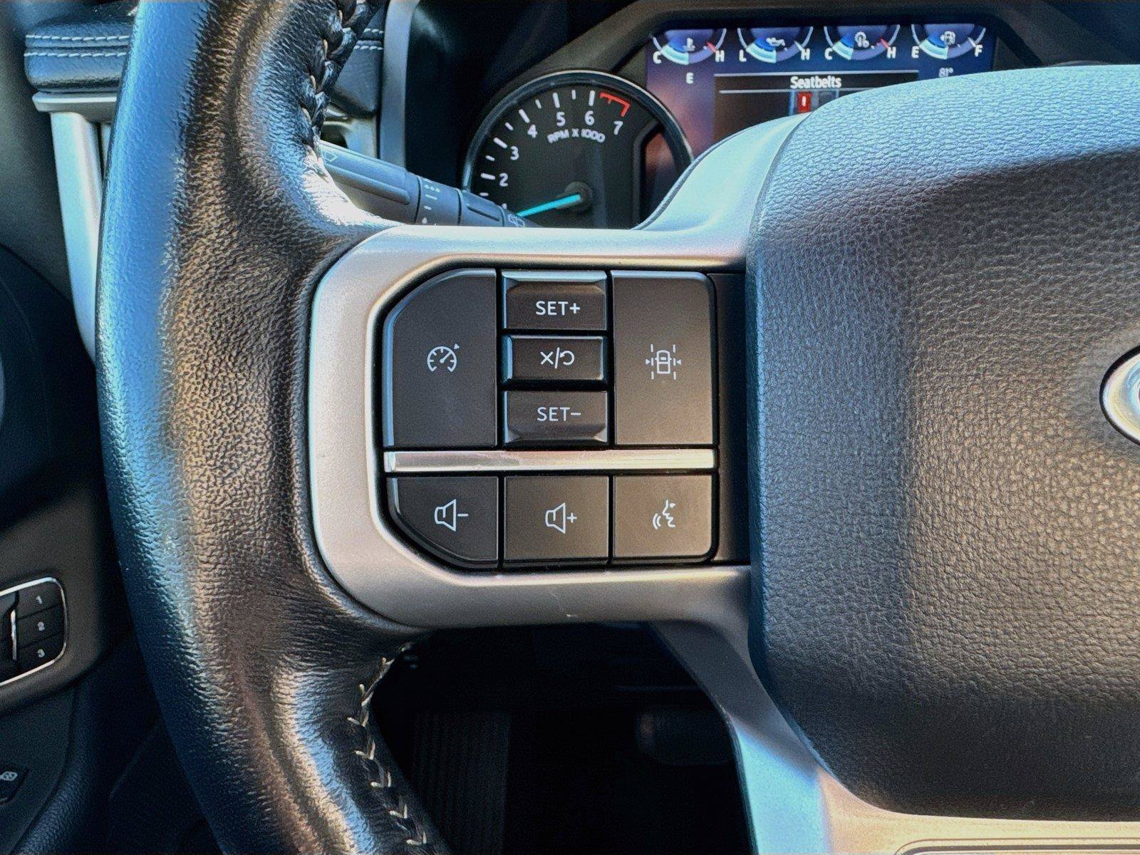 Used 2023 Ford Expedition XLT AWD/4WD image 12