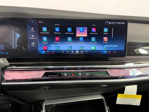 New 2026 BMW 750e xDrive w/ Executive Package image 24