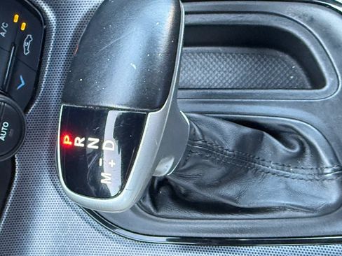 Used 2018 Dodge Challenger R/T Scat Pack w/ Leather Interior Group RWD image 37