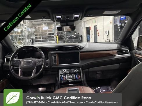 Certified 2024 GMC Yukon Denali Ultimate w/ LPO, Floor Liner Package AWD/4WD image 34
