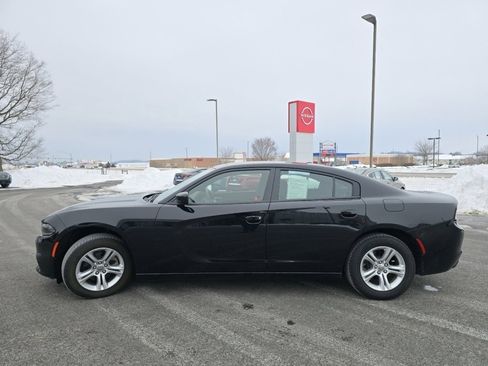 Used 2022 Dodge Charger SXT image 8