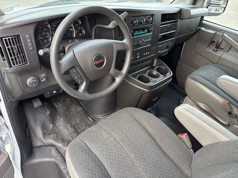 Used 2024 GMC Savana 2500 w/ Driver Convenience Package RWD image 10