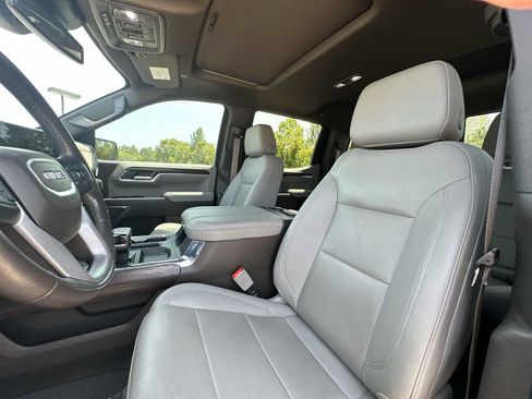 Certified 2023 GMC Sierra 1500 SLT AWD/4WD image 10