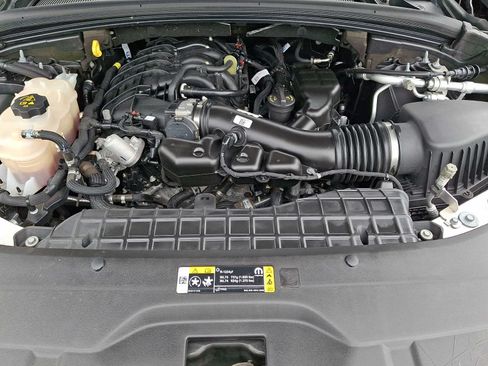 Used 2022 Jeep Grand Cherokee Altitude AWD/4WD image 28