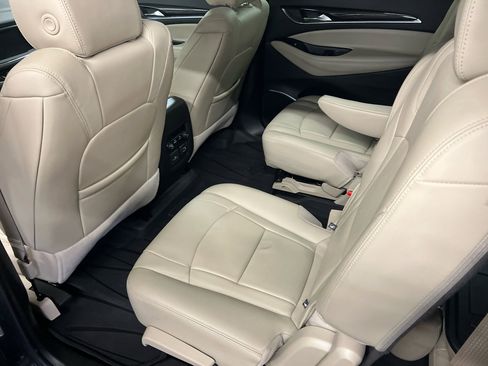 Used 2021 Buick Enclave Essence w/ Sound and Sites Package image 11
