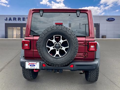Used 2021 Jeep Wrangler Unlimited Rubicon AWD/4WD image 6