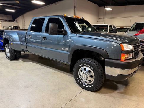 Used 2007 Chevrolet Silverado 3500 LT w/ Heavy-Duty Power Package AWD/4WD image 1