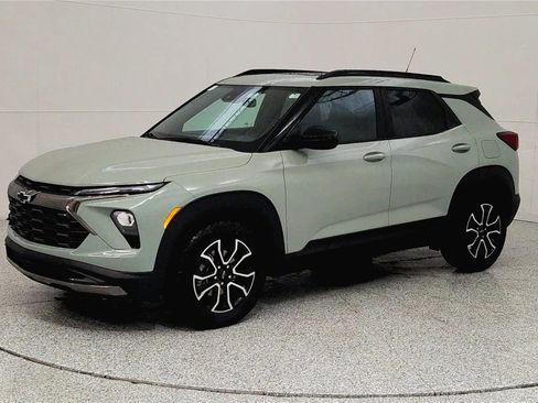 New 2026 Chevrolet TrailBlazer ACTIV w/ Convenience Package image 3