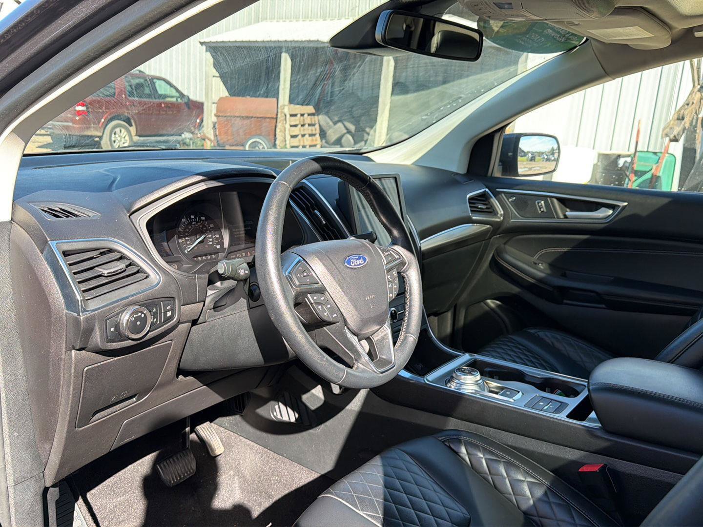 Used 2024 Ford Edge Titanium AWD/4WD image 5