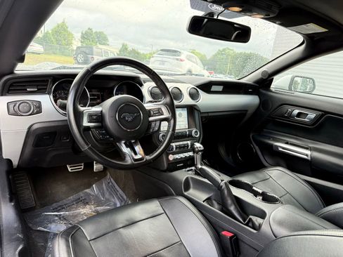 Used 2017 Ford Mustang Premium RWD image 22